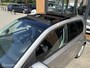 Volkswagen Up! 1.0 high up! BlueMotion | Schuif/kantel dak | Fender Audio | Volledig onderhouden | All seasons | Scherm | DEALER-STAAT