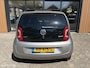 Volkswagen Up! 1.0 high up! BlueMotion | Schuif/kantel dak | Fender Audio | Volledig onderhouden | All seasons | Scherm | DEALER-STAAT
