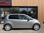 Volkswagen Up! 1.0 high up! BlueMotion | Schuif/kantel dak | Fender Audio | Volledig onderhouden | All seasons | Scherm | DEALER-STAAT