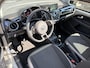 Volkswagen Up! 1.0 high up! BlueMotion | Schuif/kantel dak | Fender Audio | Volledig onderhouden | All seasons | Scherm | DEALER-STAAT