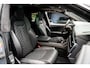 Audi RS Q8 4.0 TFSI B&O Ceramic HUD Massage Carbon Softclose Nachtzicht ACC Keyless 360 Camera Stoelventilatie Elektr. achterklep Memory seats Elektr. trekhaak Navi Niveauregeling PDC Stoelverwarming LM velgen