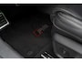 Audi RS Q8 4.0 TFSI B&O Ceramic HUD Massage Carbon Softclose Nachtzicht ACC Keyless 360 Camera Stoelventilatie Elektr. achterklep Memory seats Elektr. trekhaak Navi Niveauregeling PDC Stoelverwarming LM velgen