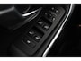 Volvo V40 1.5 T3 Polar+ Sport | Panoramadak | Trekhaak | Harman/Kardon | Camera | Stoelverwarming | Automaat | 17 inch