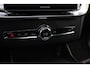 Volvo XC90 T8 Plug-in hybrid AWD Ultra Black Edit. Executive | Extra getint glas achter | Nappa leder met ventilatie | Gelamineerde zijruiten rondom | Bowers & Wilkins audiosysteem | Luchtvering voor en achter met FOUR-C settings | Grafisch Head-up Display | Visual Park Assist (incl. 360º view) | Elektrisch bedienbaar glazen panoramisch schuif-/kanteldak met elektrisch bedienbaar zonnescherm