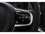 Volvo XC90 T8 Plug-in hybrid AWD Ultra Black Edit. Executive | Extra getint glas achter | Nappa leder met ventilatie | Gelamineerde zijruiten rondom | Bowers & Wilkins audiosysteem | Luchtvering voor en achter met FOUR-C settings | Grafisch Head-up Display | Visual Park Assist (incl. 360º view) | Elektrisch bedienbaar glazen panoramisch schuif-/kanteldak met elektrisch bedienbaar zonnescherm