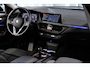 BMW 1-Serie 120i Sport Line | PDC | Stoelverwarming | Apple CarPlay