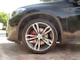BMW X1 sDrive20i Sportif | All-Black | Uniek | Custom | 19 inch | Nav