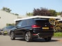BMW X1 sDrive20i Sportif | All-Black | Uniek | Custom | 19 inch | Nav