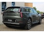 Volvo EX60 P10 AWD Ultra 95 kWh | Apple Carplay/ Android Auto | Kunstlederen bekleding | Elektrochromatisch panoramadak | Voorstoelen verwarmd | Warmtepomp | 22" lichtmetalen velgen |