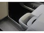 Volvo EX60 P10 AWD Ultra 95 kWh | Apple Carplay/ Android Auto | Kunstlederen bekleding | Elektrochromatisch panoramadak | Voorstoelen verwarmd | Warmtepomp | 22" lichtmetalen velgen |