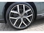 Volvo EX60 P10 AWD Ultra 95 kWh | Apple Carplay/ Android Auto | Kunstlederen bekleding | Elektrochromatisch panoramadak | Voorstoelen verwarmd | Warmtepomp | 22" lichtmetalen velgen |