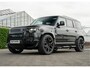 Land Rover Defender 110 P300e 110 HSE | Outland Edition II | Full Options | 6-Persoons | Santorini Black | Ebony leder |