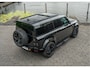 Land Rover Defender 110 P300e 110 HSE | Outland Edition II | Full Options | 6-Persoons | Santorini Black | Ebony leder |