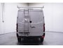 Volkswagen Crafter 2.0 TDI 110 pk L1H1 Airco, Imperiaal met Trap, Trekhaak, Cruise Control, NAP 143 dkm, 3-Zits