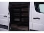 Volkswagen Crafter 2.0 TDI 110 pk L1H1 Airco, Imperiaal met Trap, Trekhaak, Cruise Control, NAP 143 dkm, 3-Zits