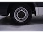 Volkswagen Crafter 2.0 TDI 110 pk L1H1 Airco, Imperiaal met Trap, Trekhaak, Cruise Control, NAP 143 dkm, 3-Zits