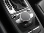 Audi Q2 35 TFSI S Edition Climate control Cruise control Voorstoelen verwarmd Parkeersensoren achter Navigatie Lichtmetalen velgen Leder
