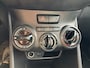 Peugeot 208 Benzine 5-Deurs * Naviagtie * Trekhaak * Cruise Control * Airco * Parkeersensoren * Top Onderhouden * Vingerhoets; Vierde Generatie Eersteklas Service. Al meer dan 100 jaar een begrip in de Brabantse Kempen
