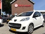 Peugeot 107 Benzine 1.0-12V XR Airco * Radio CD speler * ABS Remsysteem * Stuurbekrachtiging * 2 Sleutels * Vingerhoets; Vierde Generatie Eersteklas Service. Al meer dan 100 jaar een begrip in de Brabantse Kempen