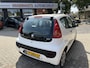 Peugeot 107 Benzine 1.0-12V XR Airco * Radio CD speler * ABS Remsysteem * Stuurbekrachtiging * 2 Sleutels * Vingerhoets; Vierde Generatie Eersteklas Service. Al meer dan 100 jaar een begrip in de Brabantse Kempen