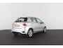 Toyota Yaris 1.5 Hybrid Design > Automaat/Navi/Cruise/All season banden/Goed onderhouden!