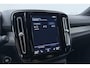 Volvo XC40 1.5 T4 Recharge R-Design | Trekhaak | Stoel+Stuurverwarming | 20 Inch | Treeplanken | Camera | CarPlay