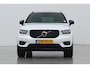 Volvo XC40 1.5 T4 Recharge R-Design | Trekhaak | Stoel+Stuurverwarming | 20 Inch | Treeplanken | Camera | CarPlay