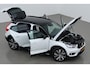 Volvo XC40 1.5 T4 Recharge R-Design | Trekhaak | Stoel+Stuurverwarming | 20 Inch | Treeplanken | Camera | CarPlay