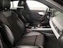 Audi A4 Limousine 35 TFSI S edition Competition 150pk | Climate control | LED koplampen | lederen/stof bekleding | Lichtmetalen velgen 10-spaaks 18inch | Navigatiesysteem full map | S Line interieur