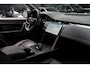 Land Rover Discovery Sport 1.5 P270e Dynamic SE Full Options SOH: 98,7% Panodak Leer Navi Camera PDC LM velgen Elektr. achterklep Elektr. trekhaak Meridian Soundsystem Climate Memory seats Stoelverwarming voor & achter LM velgen