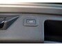 Land Rover Discovery Sport 1.5 P270e Dynamic SE Full Options SOH: 98,7% Panodak Leer Navi Camera PDC LM velgen Elektr. achterklep Elektr. trekhaak Meridian Soundsystem Climate Memory seats Stoelverwarming voor & achter LM velgen