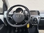 Toyota Aygo 1.0 VVT-i x-play | Dealeronderhouden | All Season Banden | Parkeercamera Achter | Airco | Bluetooth
