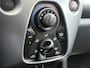 Toyota Aygo 1.0 VVT-i x-play | Dealeronderhouden | All Season Banden | Parkeercamera Achter | Airco | Bluetooth
