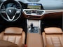 BMW 3-Serie 320i High Executive Edition | Schuifdak | Leder | Camera | Org. NL