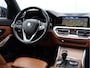 BMW 3-Serie 320i High Executive Edition | Schuifdak | Leder | Camera | Org. NL