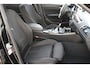 BMW 1-Serie 118i Sport Aut (Orig NL! NAP! Sportinterieur Navi Cruise Led Trekhaak Lmv Pdc)