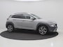 Hyundai Kona 1.6 GDI HEV Premium / Lederen bekleding / HUD Display / Navigatie / Adaptieve Cruise Control / Elektrisch stoel voor / Stoel verwarming & koeling voor / NL Auto / Historie aanwezig /