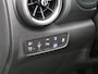 Hyundai Kona 1.6 GDI HEV Premium / Lederen bekleding / HUD Display / Navigatie / Adaptieve Cruise Control / Elektrisch stoel voor / Stoel verwarming & koeling voor / NL Auto / Historie aanwezig /