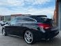 Mercedes-Benz CLA Shooting Brake 200 AMG Line! Xenon!