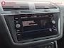 Volkswagen Tiguan 1.4 TSI eHybrid R-Line Trekhaak 1800kg Panoramadak NL Auto! | Adaptive Cruise Control | Stoel/Stuurwiel Verwarming | DAB Audio