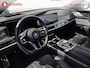 BMW i7 M70 xDrive 106 kWh 'Dravitgrau' Automatische Portieren Nw. pr. €225.242,- NL Auto! | Sky Lounge Panoramadak | Entertainment achter | Innovatiepack