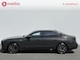 BMW i7 M70 xDrive 106 kWh 'Dravitgrau' Automatische Portieren Nw. pr. €225.242,- NL Auto! | Sky Lounge Panoramadak | Entertainment achter | Innovatiepack