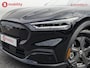 Ford Mustang Mach-E RWD 75 kWh SOH 98% Adaptive Cruise Control Achteruitrijcamera 25.000KM | Stoel/Stuurwielverwarming | Leer | DAB Audio | LED