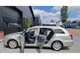 Toyota Avensis Wagon 1.8 VVTi Luna Business AUTOMAAT CRUISE TREKHAAK 2 X SLEUTELS