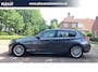 BMW 1-Serie 118i Executive Aut. | M-Pakket | Facelift | LED | 5-deurs | Virtual | PDC | Cruise Control | Sportstoelen | NL. Auto |