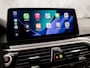 BMW 5-Serie 530e M Sport High Executive 293Pk Automaat (GROOT NAVI, M PAKKET, HEAD-UP DISPLAY, APPLE CARPLAY, HARMAN/KARDON, ELEK SPORTSTOELEN, CAMERA, STOELVERWARMING, NIEUWSTAAT)