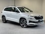 Skoda Karoq 1.5 TSI ACT Sportline | TREKHAAK | MATRIX LED | ACC | CAMERA | KEYLESS |
