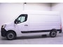 Renault Master 2.3 DCi 150 pk L2H2 Airco, Camera, Cruise Control Trekhaak 2.500 kg, Laadruimte Pakket, PDC achter, 3-Zits