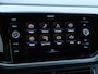 Volkswagen T-Cross 1.5 TSI Style Business R 150pk DSG | R-Line | Navigatie | Stoelverwarming | LED | Camera | Trekhaak | Side Assist | Cruise control | Climate control
