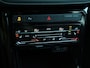 Volkswagen T-Cross 1.5 TSI Style Business R 150pk DSG | R-Line | Navigatie | Stoelverwarming | LED | Camera | Trekhaak | Side Assist | Cruise control | Climate control
